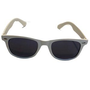 Casual White Unisex Sunglasses